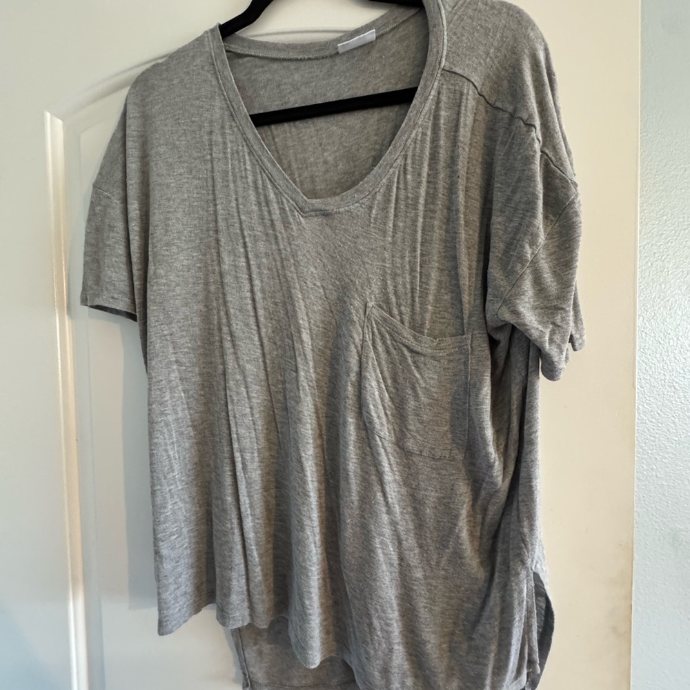Abound Heather Gray V-Neck Tee